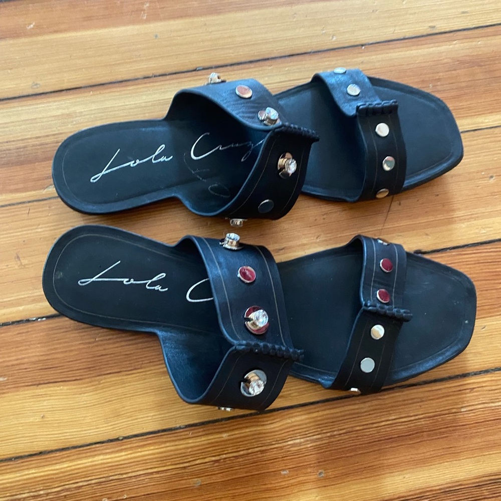 Lola Cruz Black leather Studded Slide Sandals
